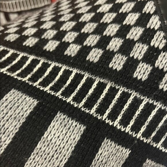 Georgio Romani Black Knit Pullover Sweater Geo Retro Pleather Details Men Large - Picture 6 of 8